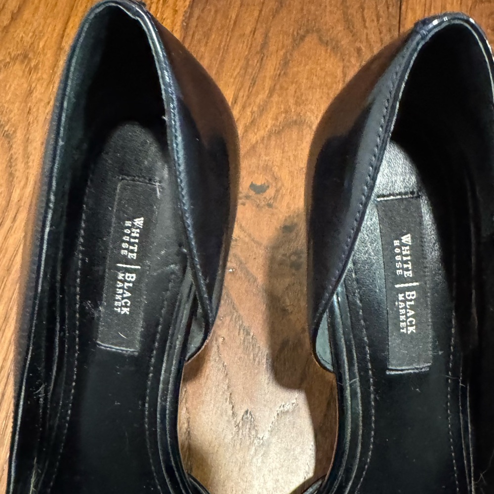 WHITE HOUSE BLACK MARKET Patent Leather Pumps Heels Midnight Blue 9.5 - Picture 13 of 15